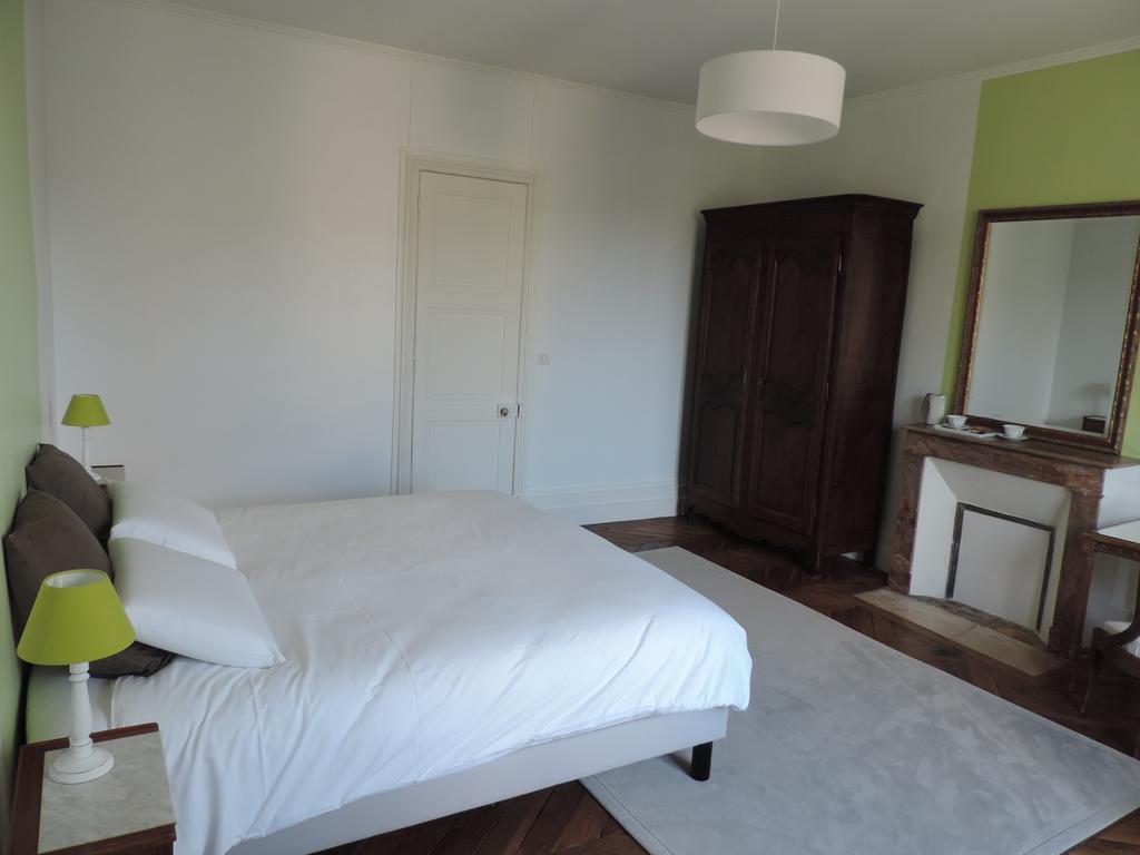 Cedre Et Charme Bed & Breakfast Saint-Branchs Bilik gambar